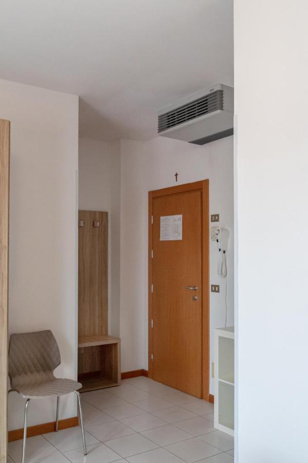 Hotel Boston Cesenatico Exterior photo