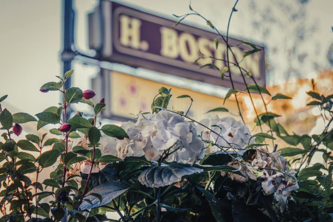 Hotel Boston Cesenatico Exterior photo
